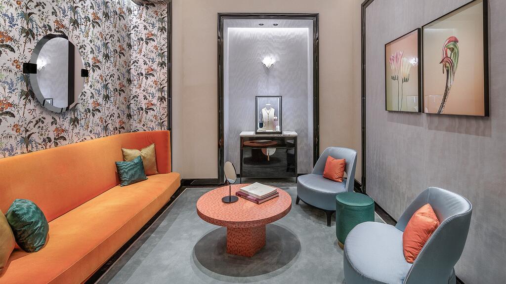 The VIP area in Boucheron’s Las Vegas store was inspired by the Jardin d’Hiver (The Winter Garden) room at the Place Vendôme boutique. Boucheron Las Vegas Store VIP Area